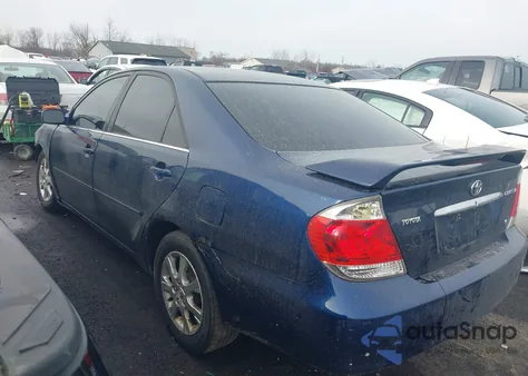 2006 Toyota Camry Xle V6 из США, поврежденный, VIN JTDBF30K560168333